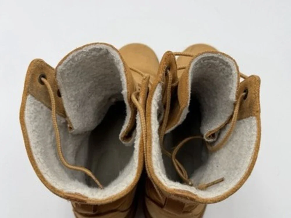 Timberland Boots Womens Size 7.5 Wheat Waterproof Fleece Lined Nubuck Teddy